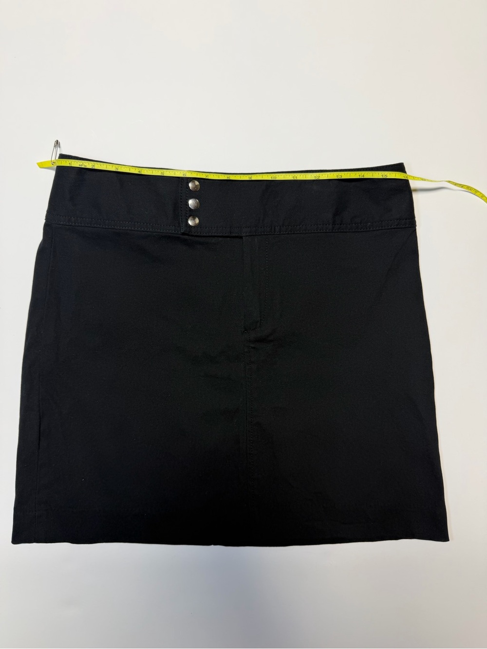 VTG Banana Republic Stretch Black Skirt with Snap Waist - Picture 4 of 6